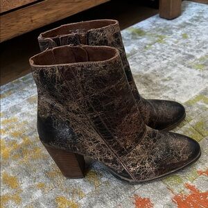 Distressed Brown Heeled Boots